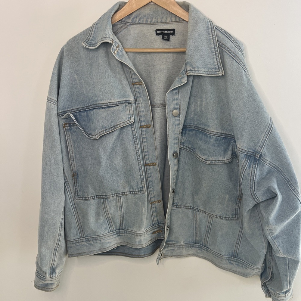 Pretty Little Things Oversized Jean Jacket light blue Size 6 Y2K Summer Nights